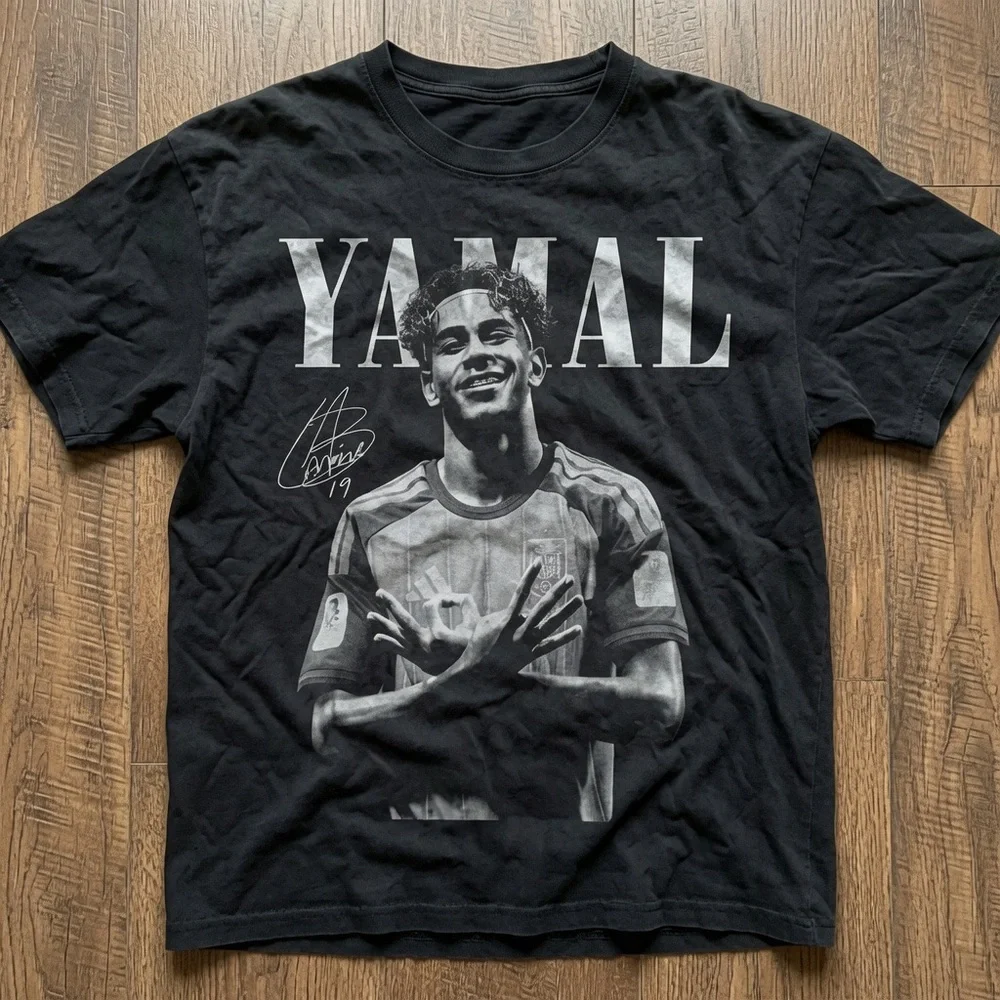 Gildan Black Graphic Yamal Short Sleeve Tee